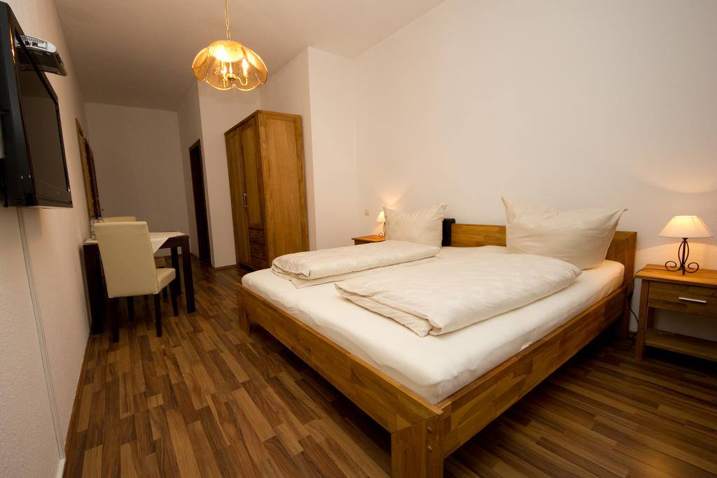 Hotel Garni Am Klostermarkt プラウエン 部屋 写真