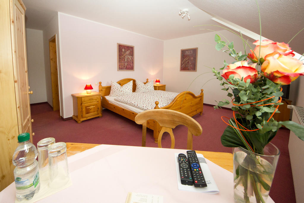 Hotel Garni Am Klostermarkt プラウエン 部屋 写真